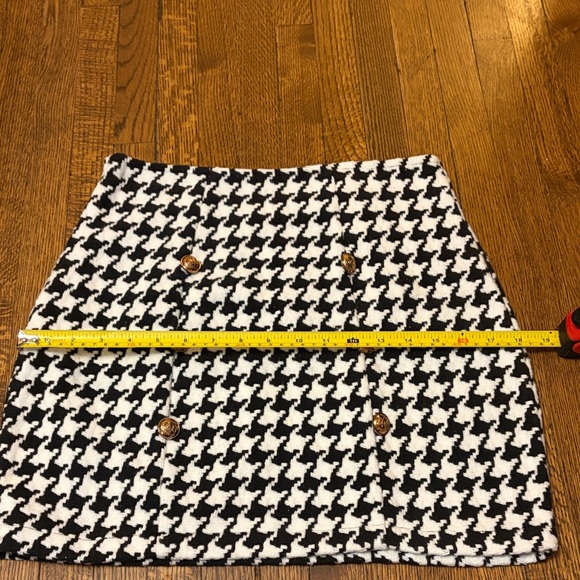 Shein Houndstooth Black and White Skirt - Picture 5 of 8